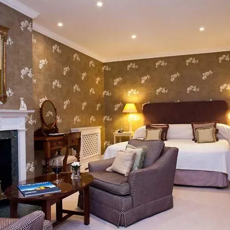 מלון Longueville Manor 5*