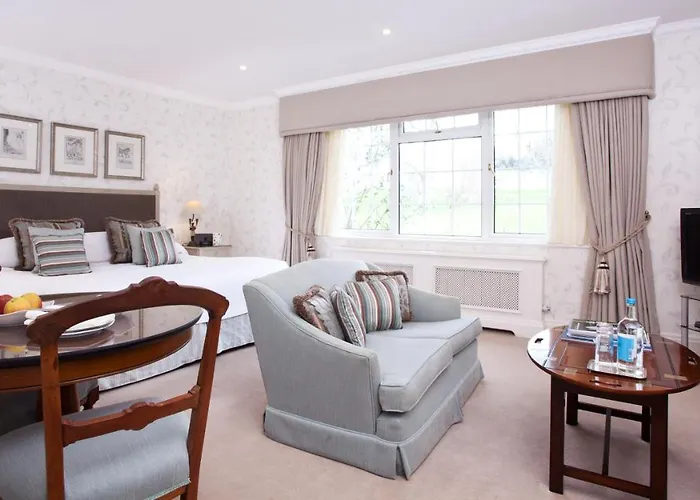 Longueville Manor Saint Saviour