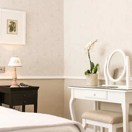 Отель Longueville Manor 5*