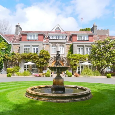 Отель Longueville Manor